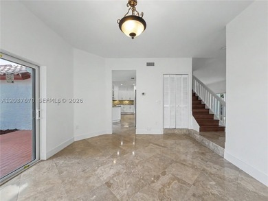 Welcome to this beautifully maintained 4-bedroom, 3-bathroom - photo 6