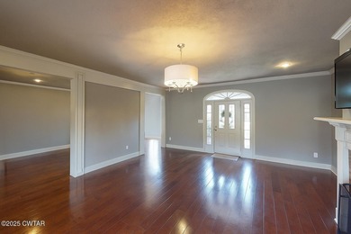 Waterfront Paradise on Beautiful Beech Lake! This 4 Bedroom, 4 - photo 12