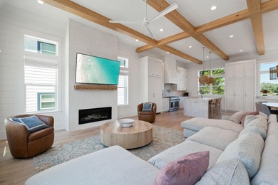 Elegantly appointed and recently built custom Gulf View home on - photo 32