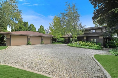 Lake Home For Sale in Syracuse, Indiana