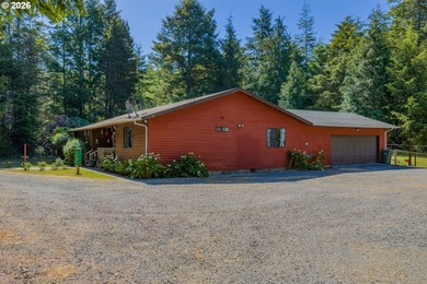Privacy, space, and the Oregon Coast at your doorstep. Tucked - photo 3