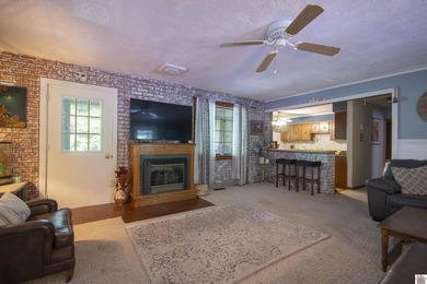 Rare opportunity to own a beautiful property that feels like a - photo 3