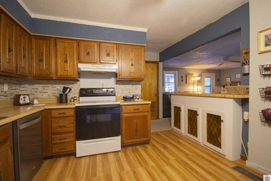 Rare opportunity to own a beautiful property that feels like a - photo 9