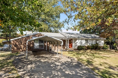 (private lake, pond, coastal) Home For Sale in Fayetteville North Carolina