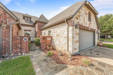 Lake Townhome/Townhouse For Sale in Granbury, Texas