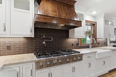Nestled on the shores of Lake Ossawinnamakee, this stunning - photo 13
