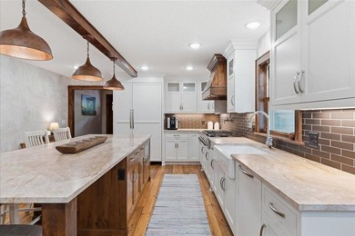 Nestled on the shores of Lake Ossawinnamakee, this stunning - photo 15