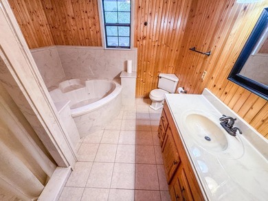 Located near Lake O the Pines and minutes from Bullfrog Marina - photo 17