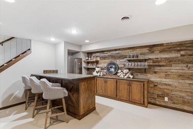 Nestled on the shores of Lake Ossawinnamakee, this stunning - photo 28