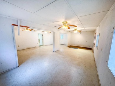 Located near Lake O the Pines and minutes from Bullfrog Marina - photo 32
