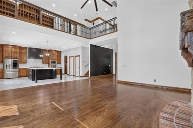Luxury Waterfront Living in Cascata Falls Perfectly positioned - photo 9