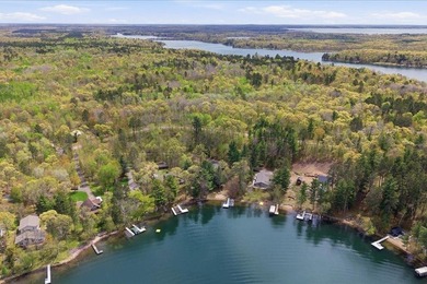 Nestled on the shores of Lake Ossawinnamakee, this stunning - photo 42