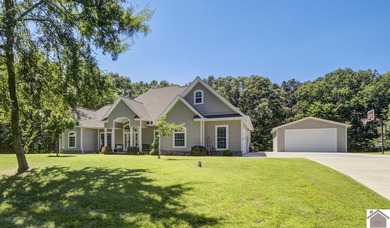 Welcome to the beautiful Western Shores waterfront community - photo 1