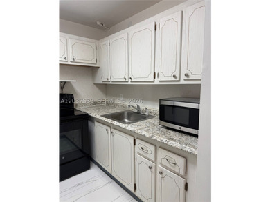 EXCEPTIONAL INVESTMENT PORTFOLIO OPPORTUNITY! Welcome to Tilford - photo 4