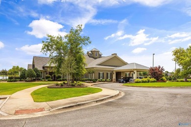 Luxury Living in Lake Forest! Lake Forest features waterfall - photo 28