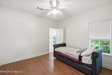 This one is a cream puff and a must see. 614 Kinsington has 5 - photo 31