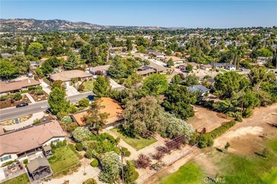 Nestled in one of Paso Robles' most sought-after neighborhoods - photo 33