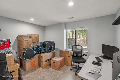 Centrally located daylight rancher with finished 25 x 40 shop on - photo 34