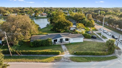 (private lake, pond, coastal) Home For Sale in Miami Florida