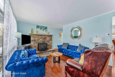 Big Bass Lake Home For Sale in Clifton Pennsylvania