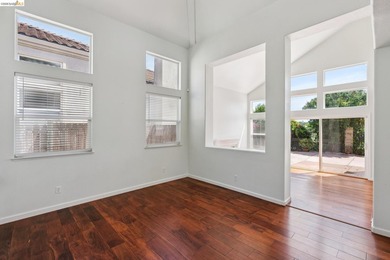 Welcome to 154 Camino Del Sol, located in the sought-after Vista - photo 3