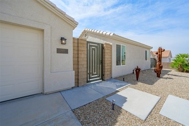 Turn-Key Home with RV plus 2 car Garage, Casita & Stunning - photo 3