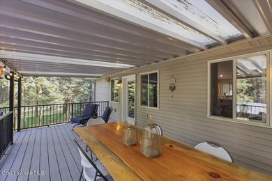 Centrally located daylight rancher with finished 25 x 40 shop on - photo 44