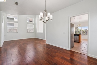 Welcome to 154 Camino Del Sol, located in the sought-after Vista - photo 10