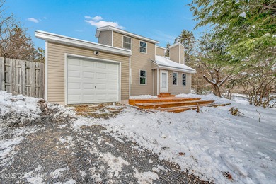 Indian Mountain Lakes Home For Sale in Blakeslee Pennsylvania