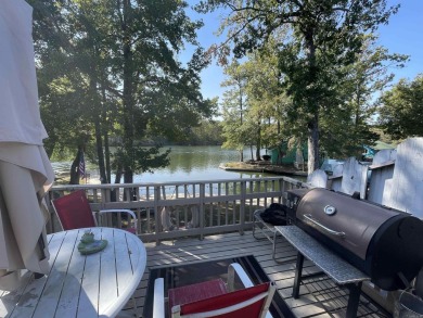 Lake Hamilton Home For Sale in Hot Springs Arkansas