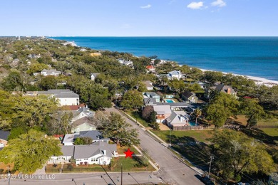 ONE OF THE PRETTIEST AND MOST WELL TAKEN CARE OF HOMES YOU WILL - photo 11