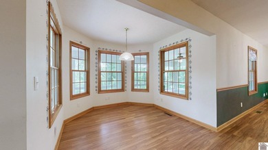 Enjoy spectacular lake views and easy access to the water from - photo 4