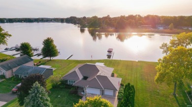 Big Chapman Lake Home For Sale in Warsaw Indiana