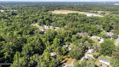 Completely renovated 3BR/2BA double-wide mobile home located on - photo 45