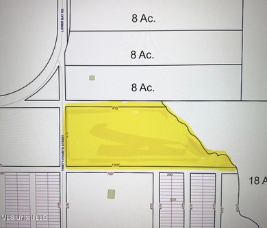 Beautiful wooded parcel offering privacy, natural scenery, and - photo 3