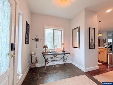 Cozy home nestled in desired Creekside Estates. Relax by the gas