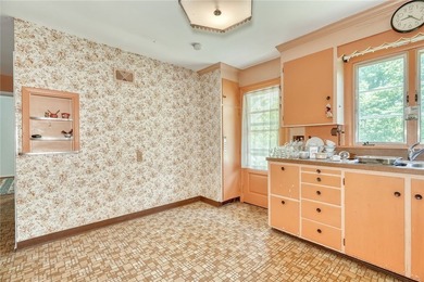 Welcome to your own private oasis at 296 Kirk Rd in Greece. This - photo 17