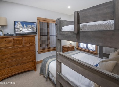 Fully remodeled and ready for your family to enjoy all that - photo 31