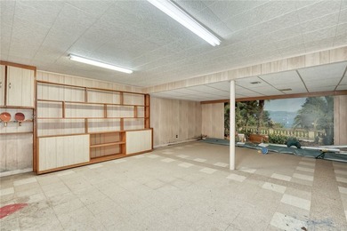 Welcome to your own private oasis at 296 Kirk Rd in Greece. This - photo 34