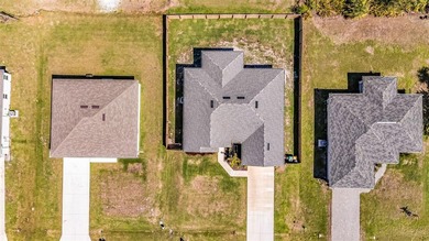 Welcome to this stunning 2024-built home offering 4 bedrooms, 3 - photo 50