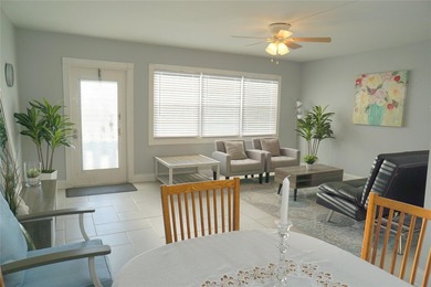 This Penthouse 1 bedrum, 1.5 bath w/ beautiful water view is - photo 8