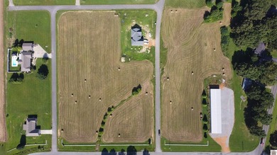 Rare opportunity to purchase 11 platted subdivision lots in the - photo 3