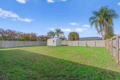 Charming 2-bedroom, 2-bath home situated on a spacious 10,000 sq - photo 14