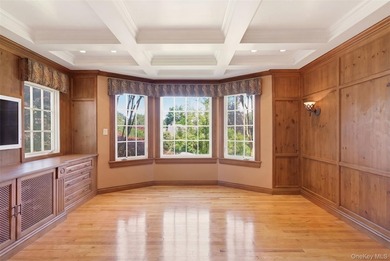 Set behind stone-pillared gates on one of the most prestigious - photo 17