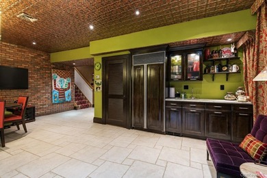 Set behind stone-pillared gates on one of the most prestigious - photo 34