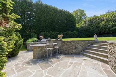 Set behind stone-pillared gates on one of the most prestigious - photo 36