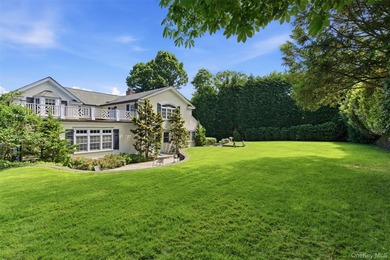 Set behind stone-pillared gates on one of the most prestigious - photo 38