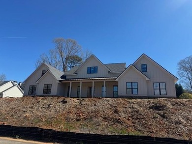 Custom Modern Farmhouse design in the established Sandy Creek - photo 2