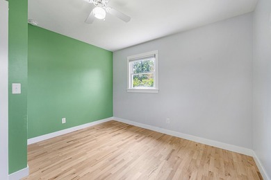 Step into this beautifully refreshed 3-bedroom, 1.5-bath ranch - photo 11