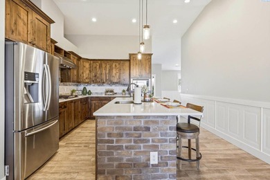 MLS# 293773 Perched on over half an acre, this stunning - photo 15